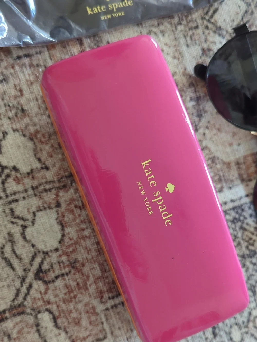 Kate Spade Dalias Sunglasses With Case